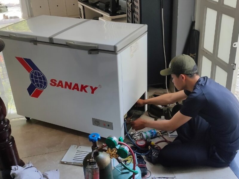 Sửa tủ đông