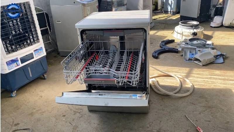 Dịch vụ sửa máy rửa bát tại nhà nhanh chóng, giá rẻ.