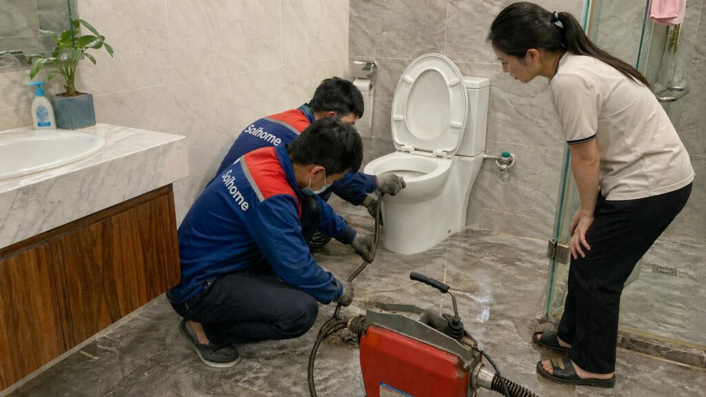 [TOP 1] Thông Tắc Cống Tại Hai Bà Trưng Nhanh 30 Phút – Giá Chỉ Từ 99K, Bảo Hành Dài Hạn